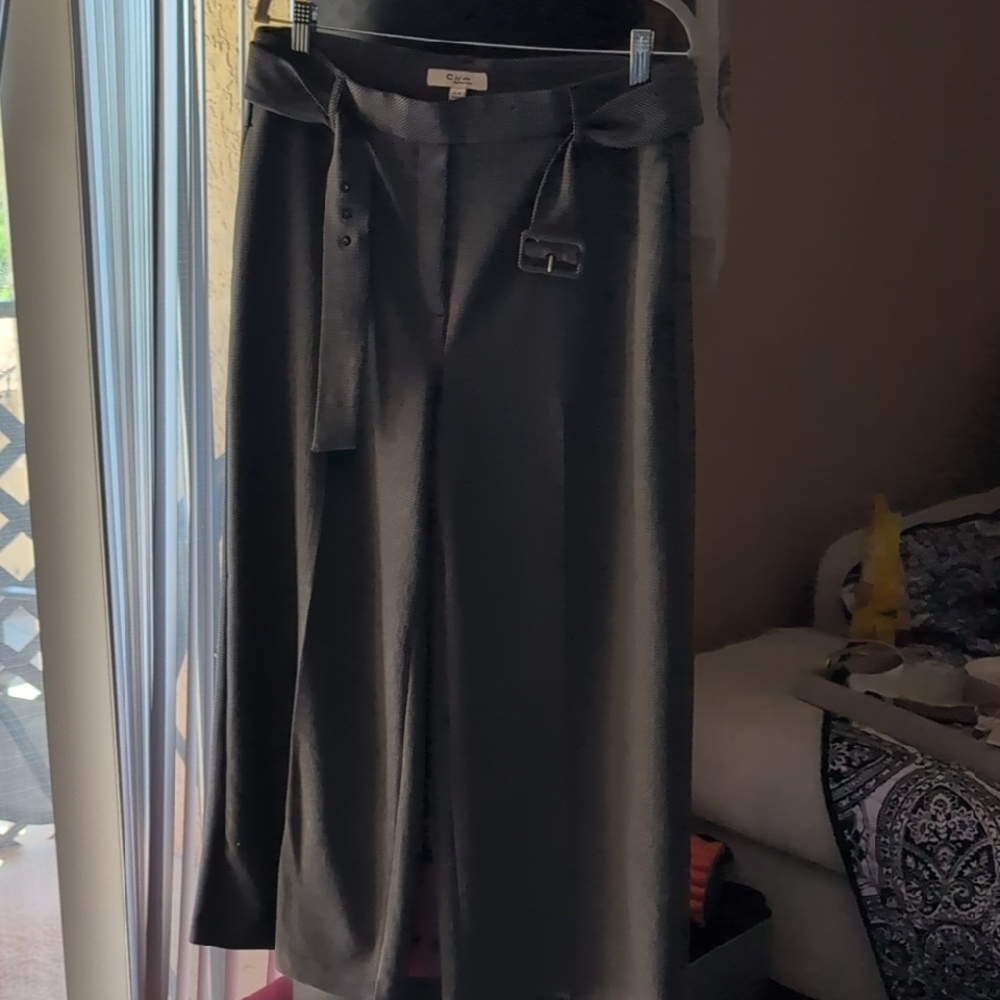 Chic Black Wide-Leg Trousers